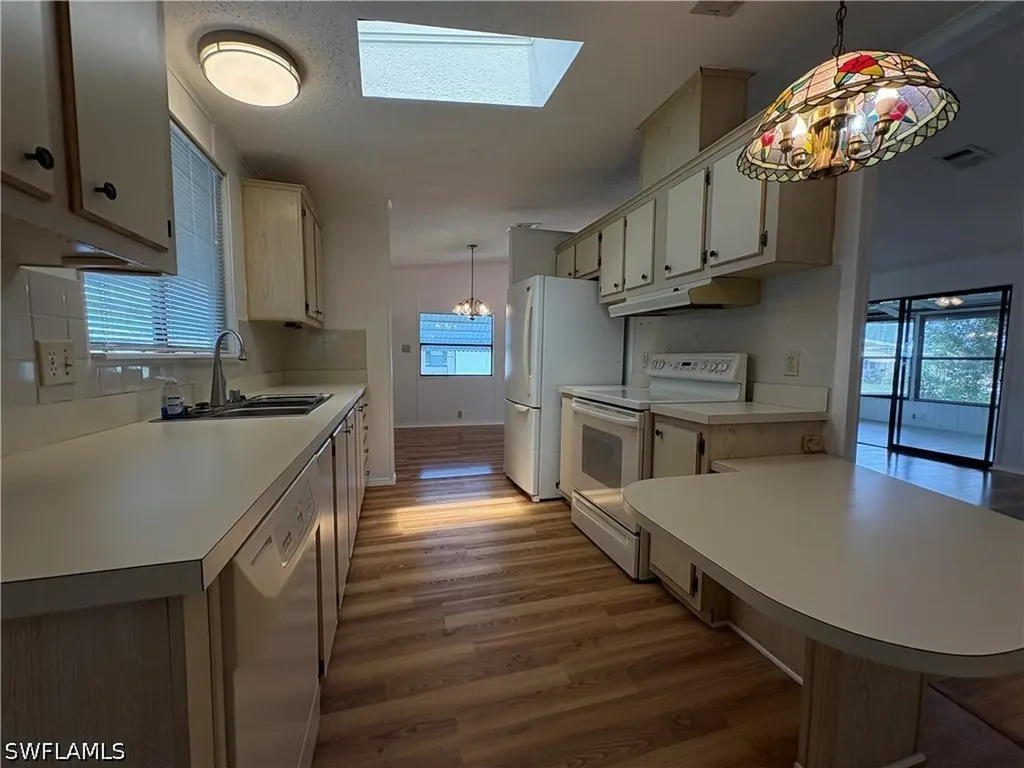 7 Oceans Boulevard Naples FL 34104