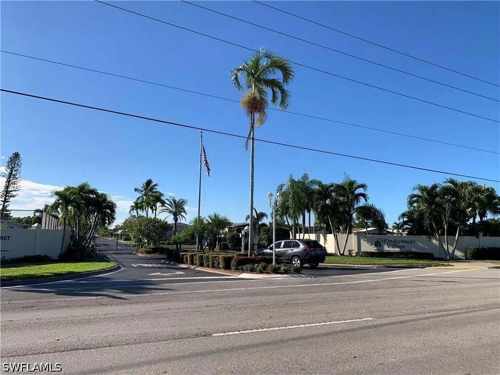 7 Oceans Boulevard Naples FL 34104