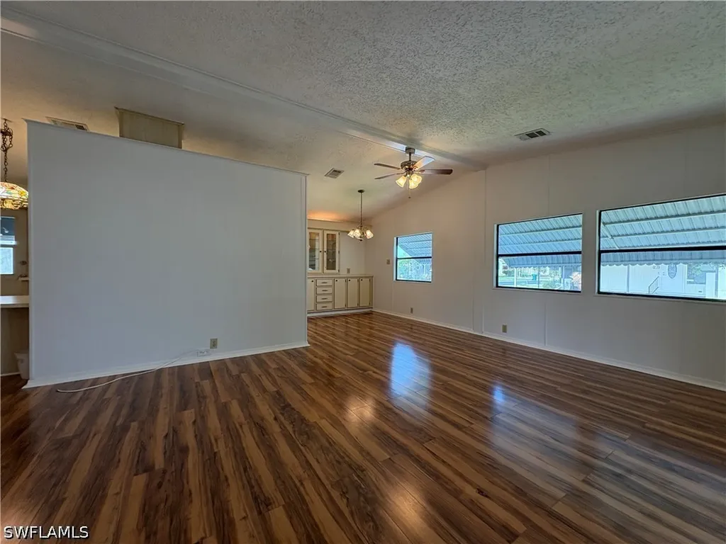 7 Oceans Boulevard Naples FL 34104