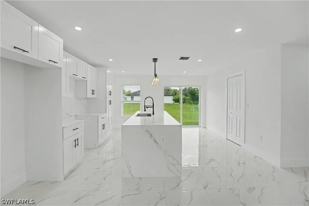1216 Cordoba Street E Lehigh Acres FL 33974