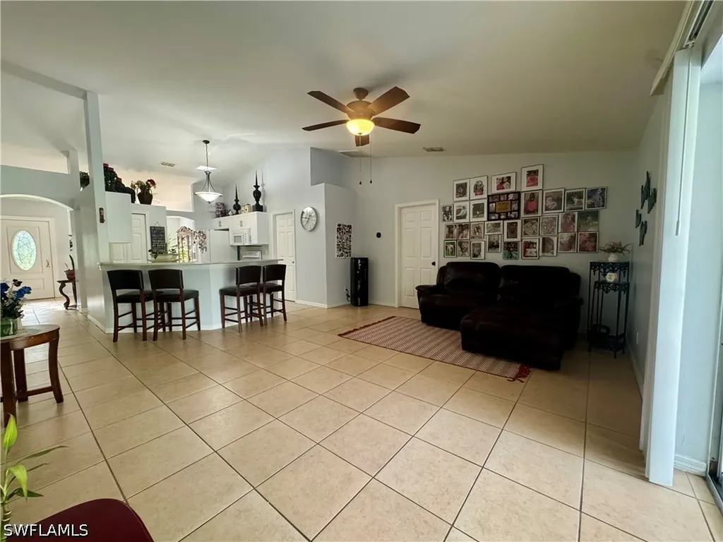 461 1st Street NW Naples FL 34120