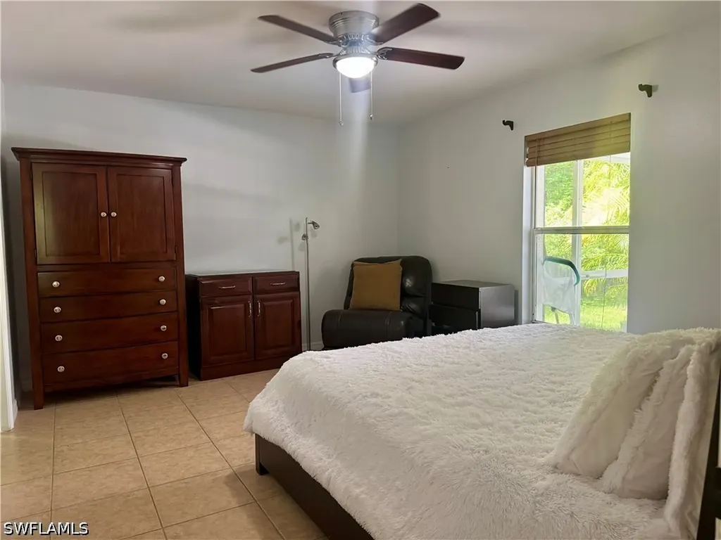 461 1st Street NW Naples FL 34120