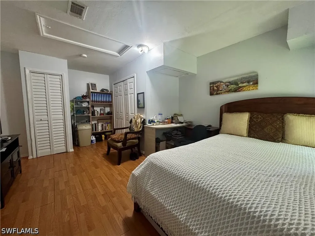 461 1st Street NW Naples FL 34120