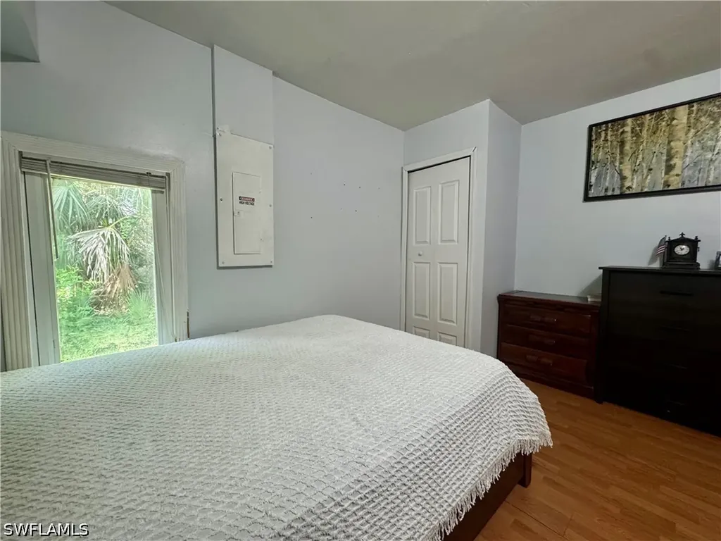 461 1st Street NW Naples FL 34120
