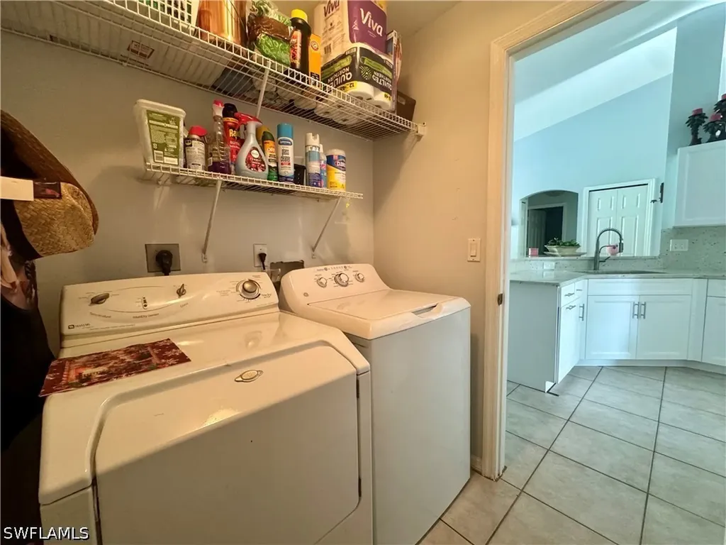 461 1st Street NW Naples FL 34120
