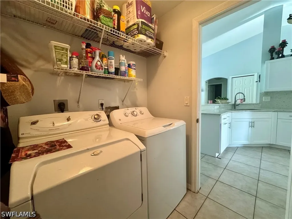 461 1st Street NW Naples FL 34120