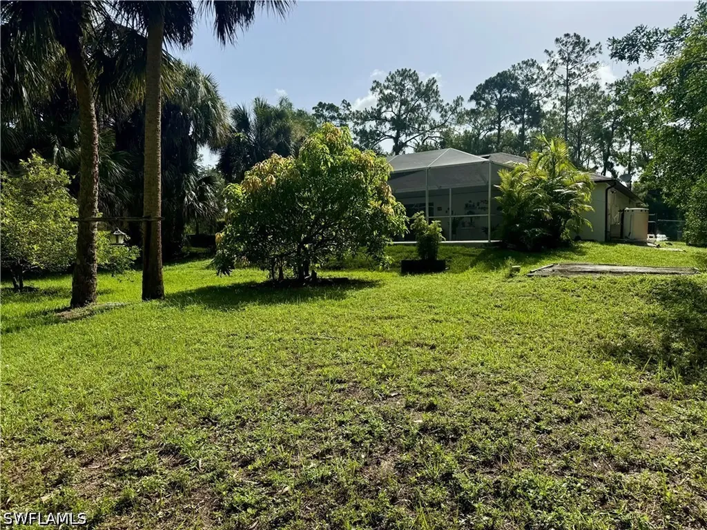 461 1st Street NW Naples FL 34120