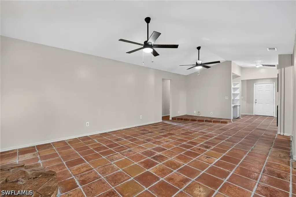 17565 Lee Road Fort Myers FL 33967