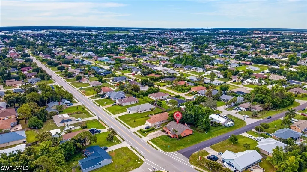 17565 Lee Road Fort Myers FL 33967