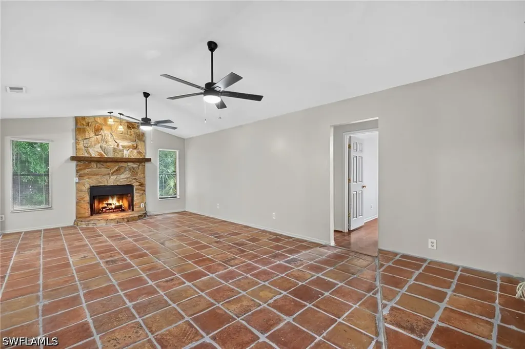 17565 Lee Road Fort Myers FL 33967