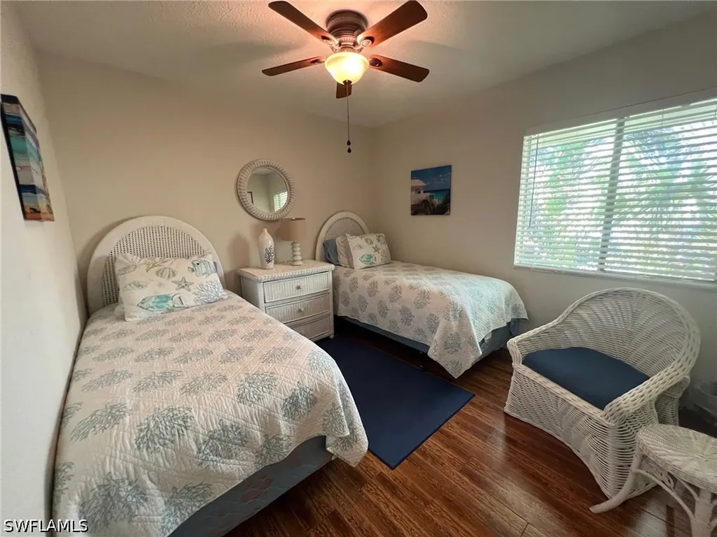 4603 Bayshore Drive Naples FL 34112