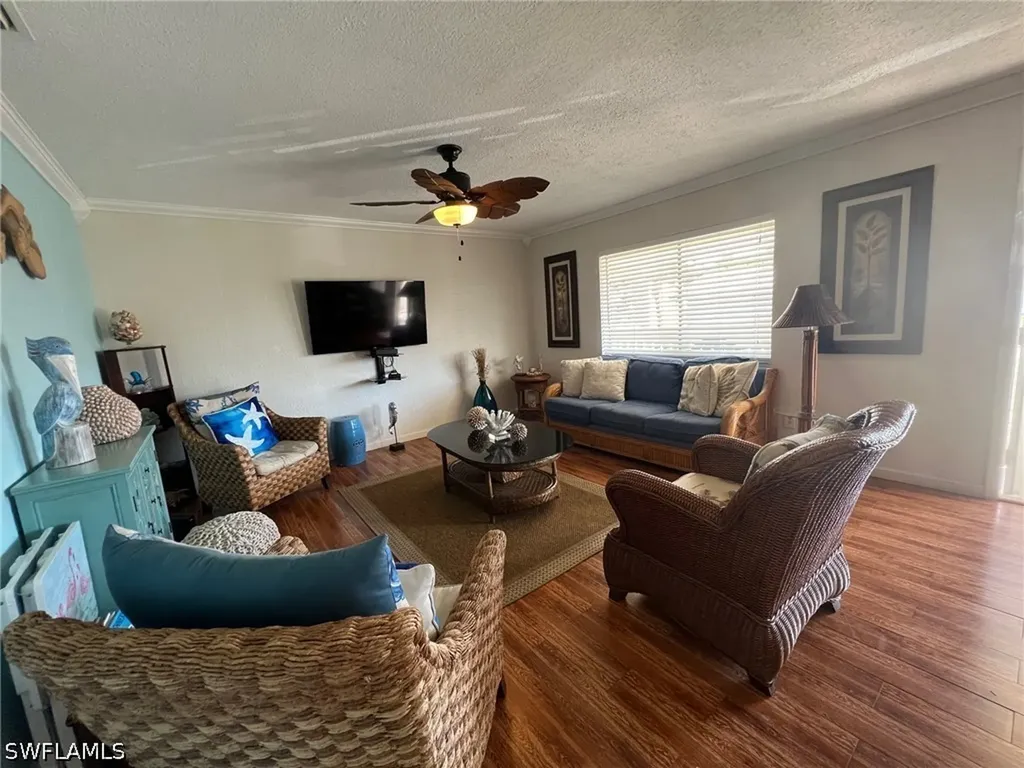 4603 Bayshore Drive Naples FL 34112