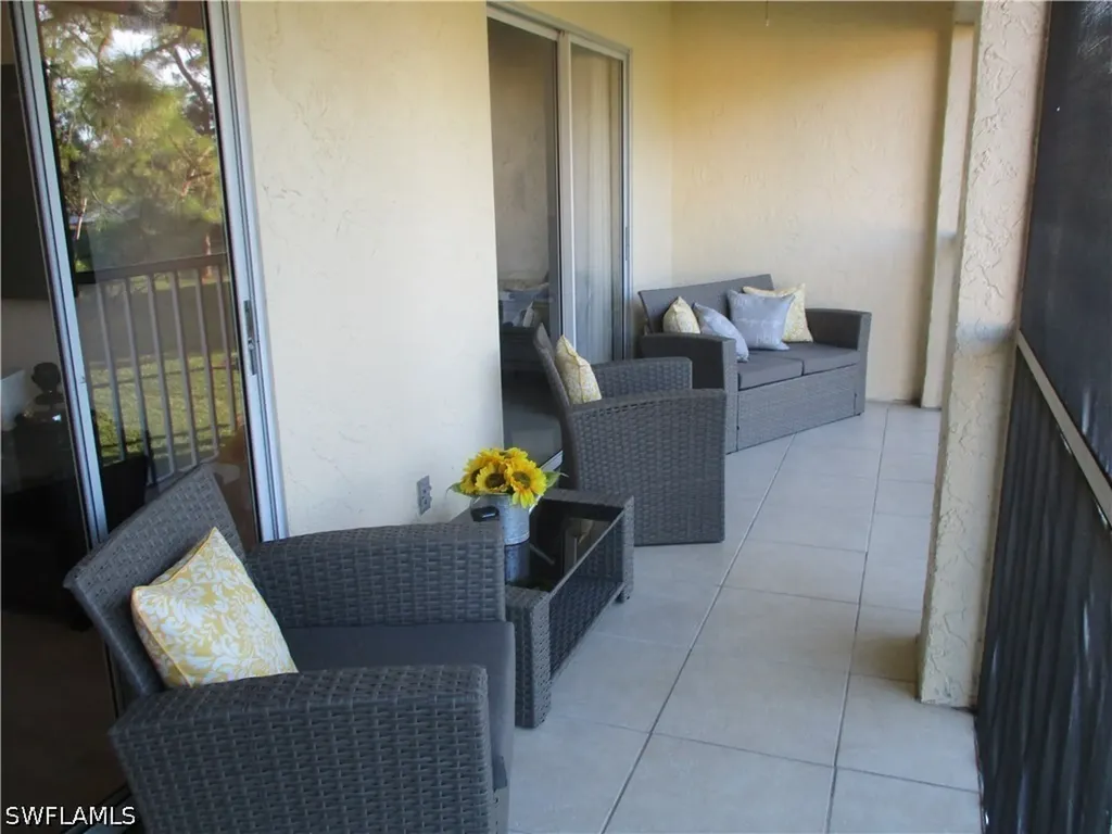 2684 Kings Lake Boulevard Naples FL 34112