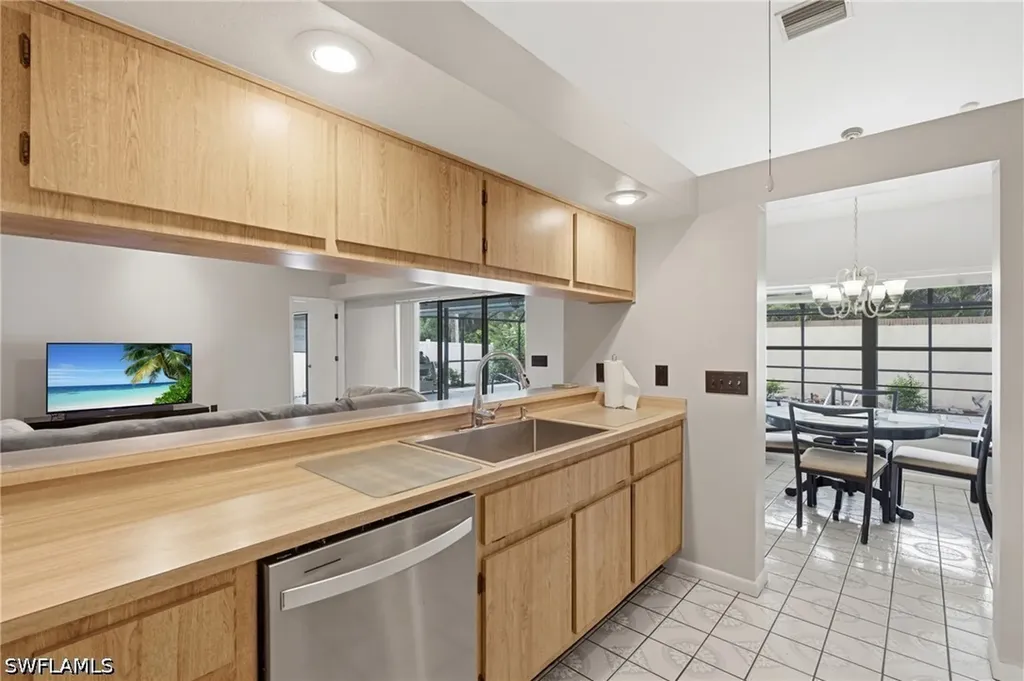 2200 Jasper Avenue Fort Myers FL 33907