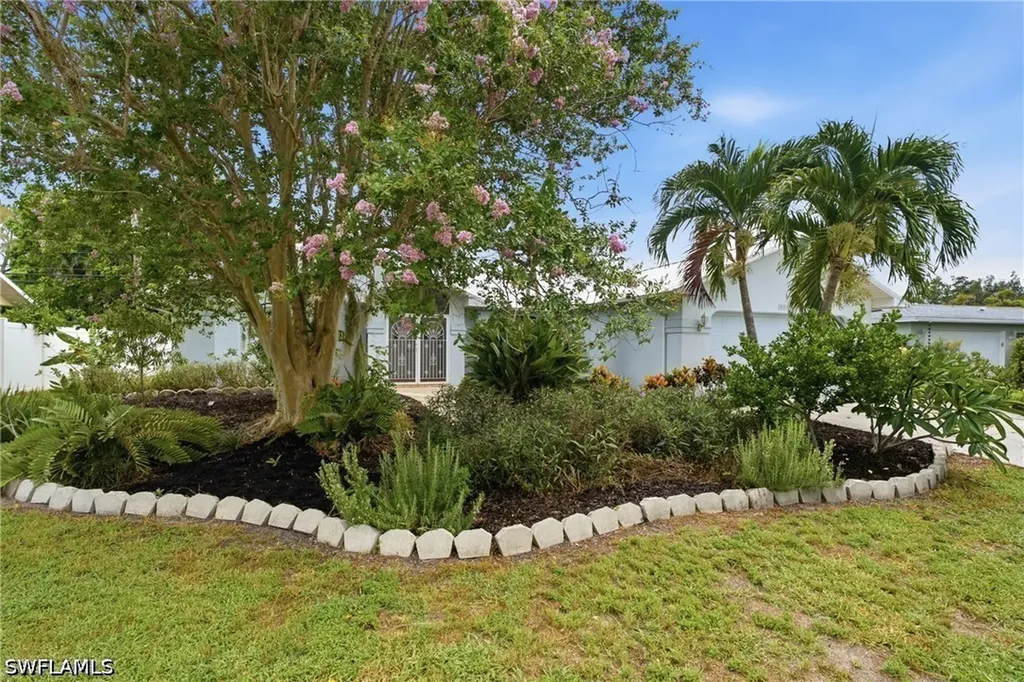 2200 Jasper Avenue Fort Myers FL 33907