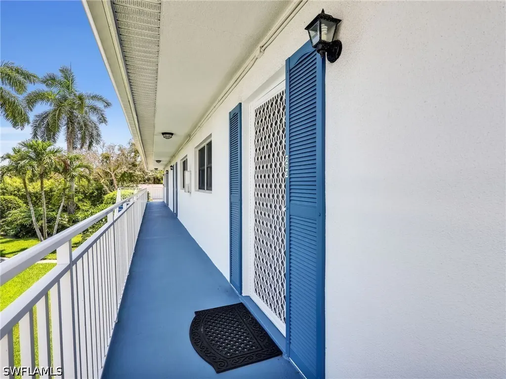 750 Mooring Line Drive Naples FL 34102