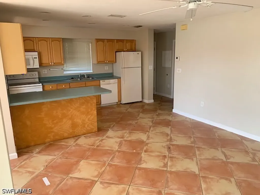 517 96th Avenue N Naples FL 34108
