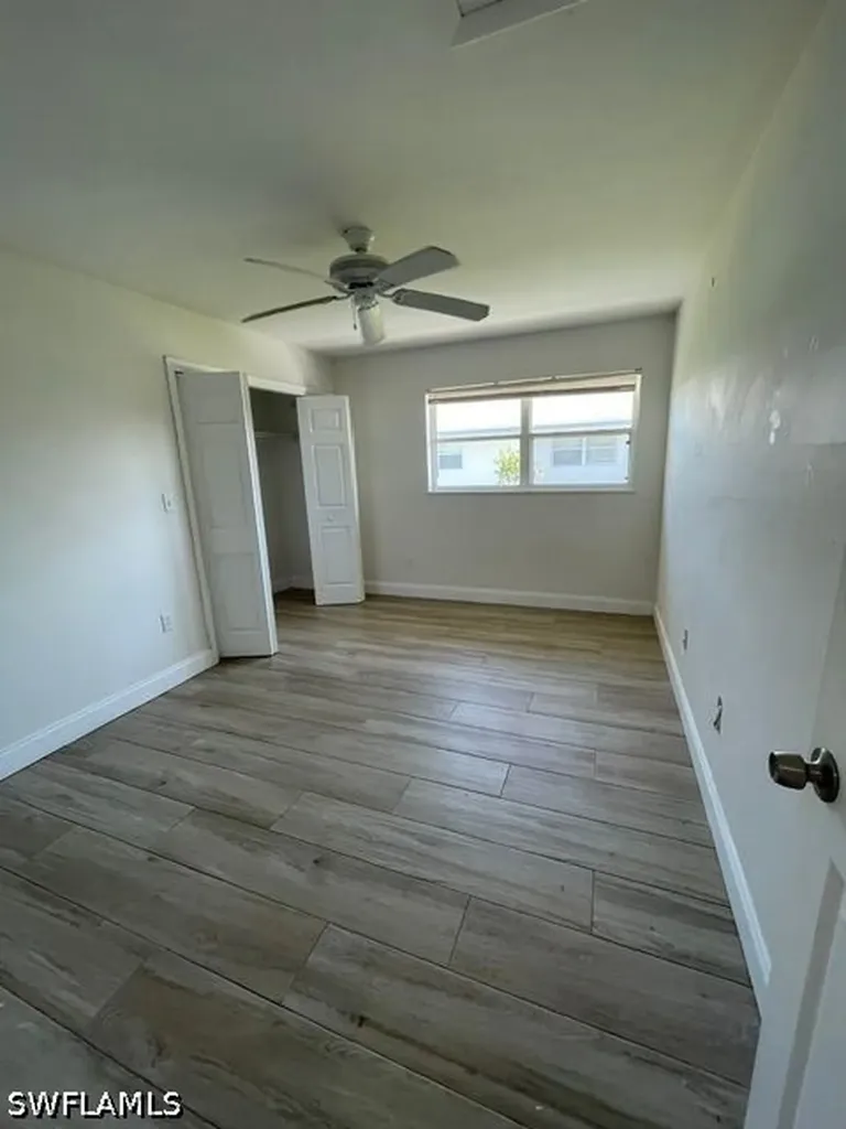 517 96th Avenue N Naples FL 34108