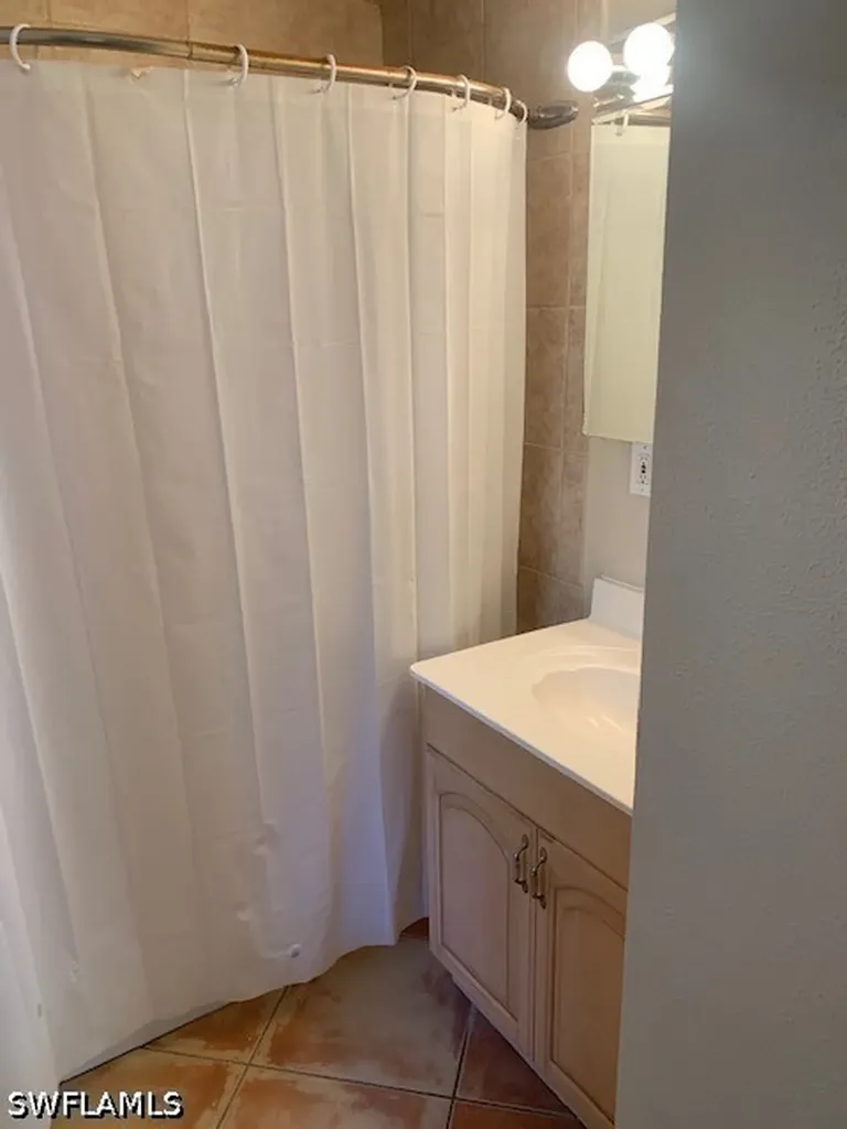 517 96th Avenue N Naples FL 34108