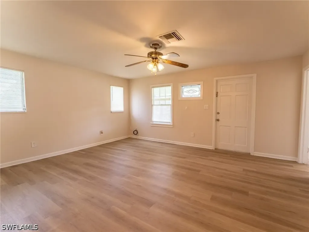 3802 Seminole Avenue Fort Myers FL 33916