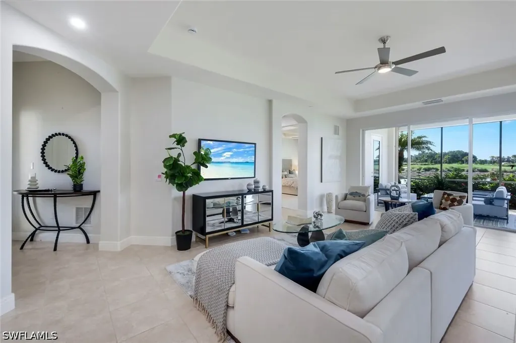 558 Avellino Isle Circle Naples FL 34119