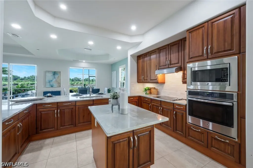 558 Avellino Isle Circle Naples FL 34119