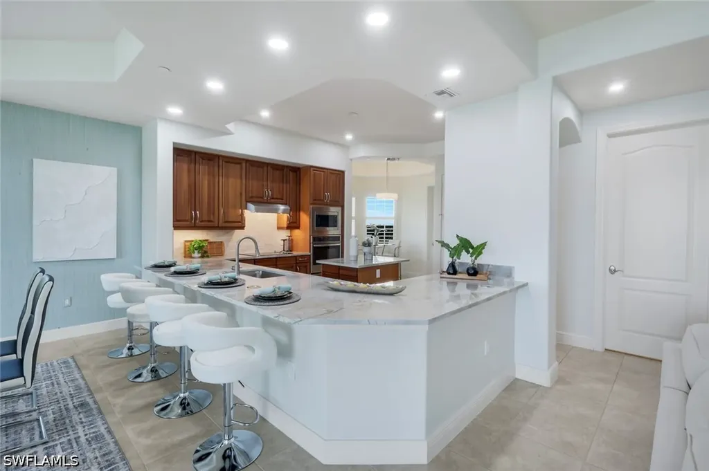 558 Avellino Isle Circle Naples FL 34119