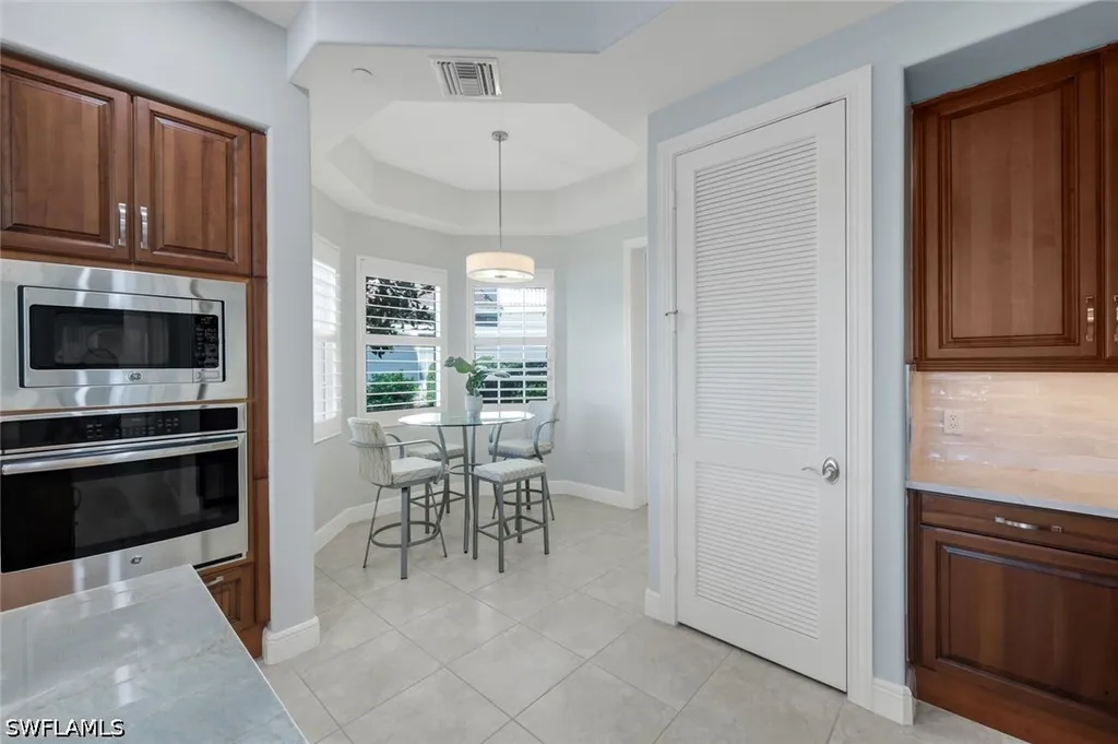 558 Avellino Isle Circle Naples FL 34119