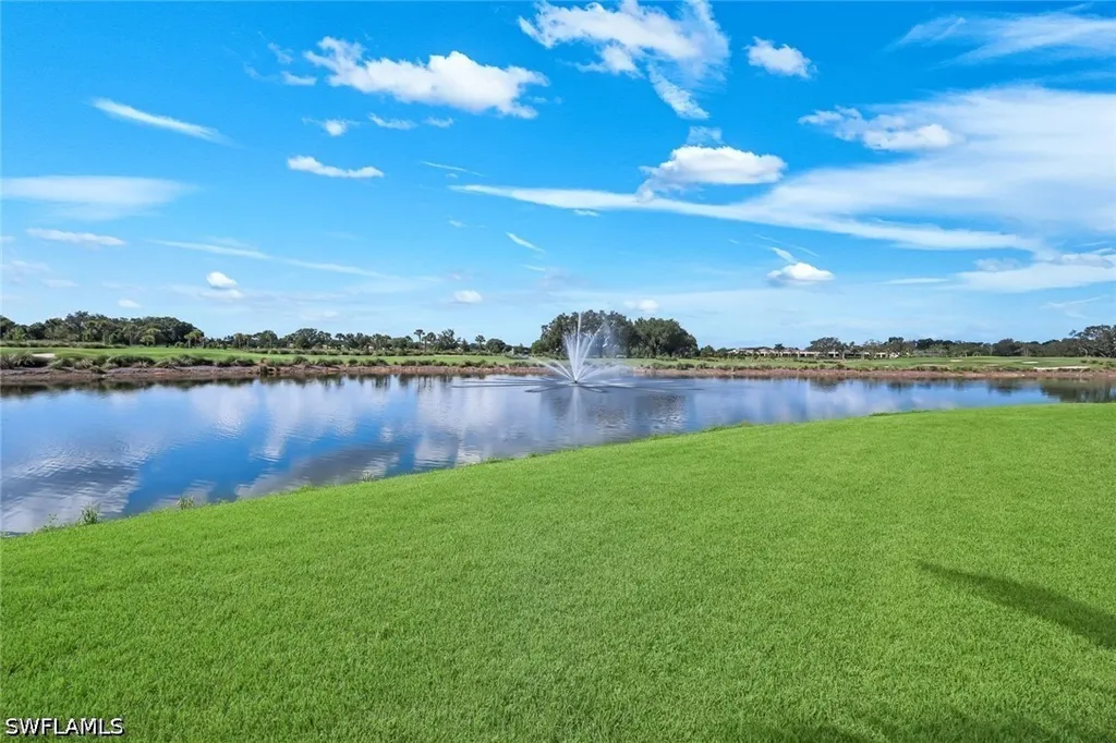 558 Avellino Isle Circle Naples FL 34119