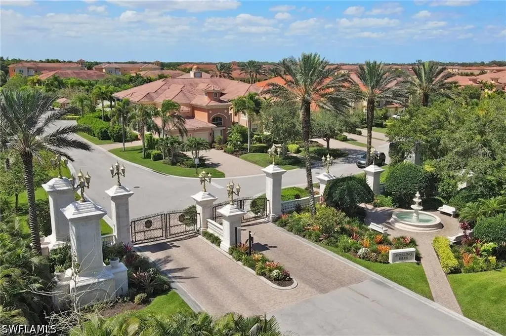 558 Avellino Isle Circle Naples FL 34119