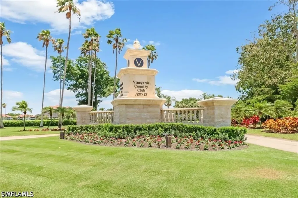 558 Avellino Isle Circle Naples FL 34119