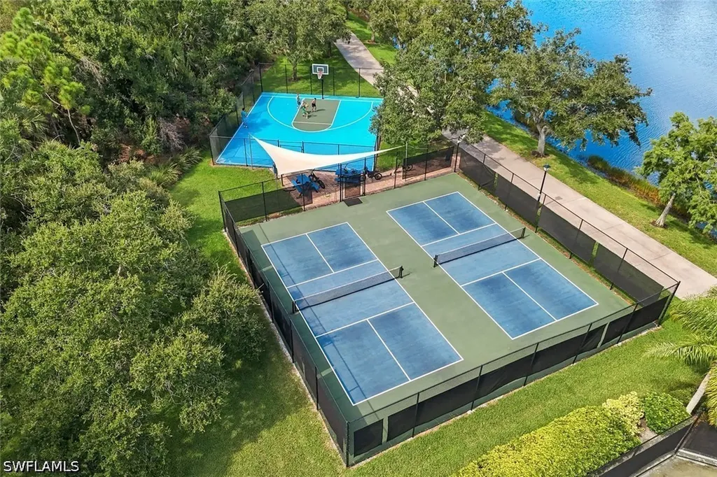 5848 Ferrara Drive Sarasota FL 34238