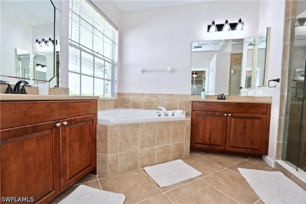 15578 Vallecas Lane Naples FL 34110