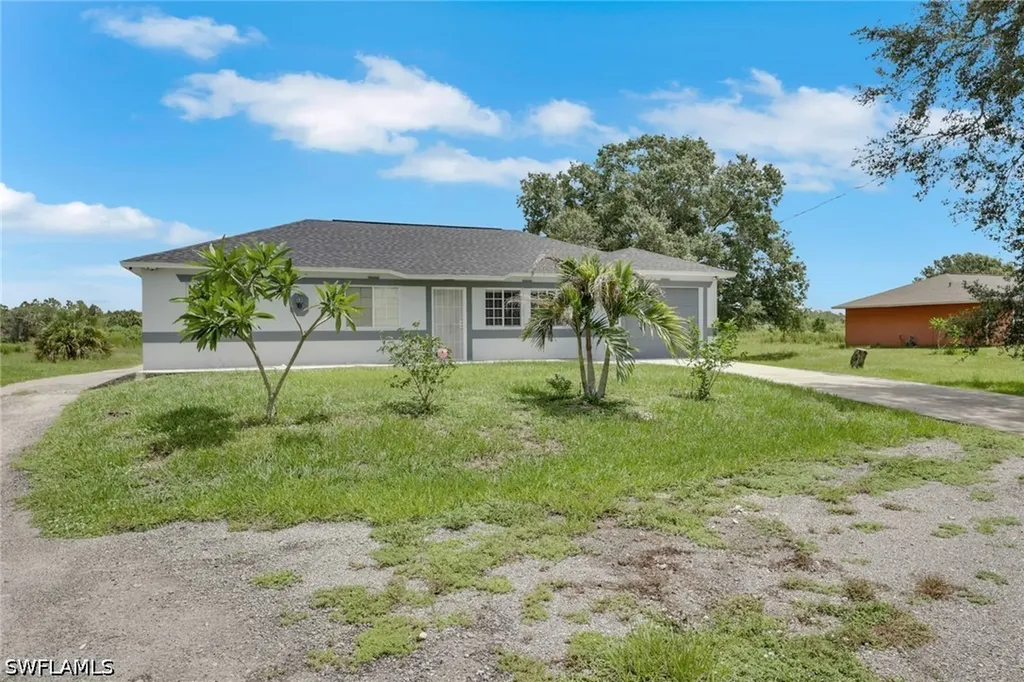 4075 24th Avenue NE Naples FL 34120
