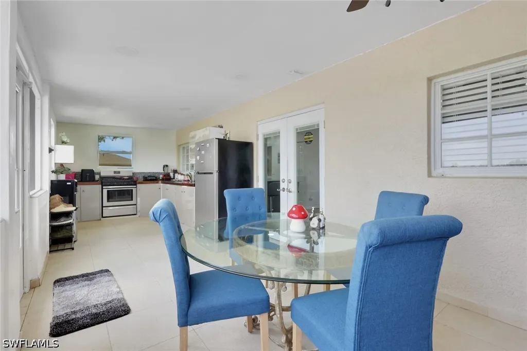 4075 24th Avenue NE Naples FL 34120