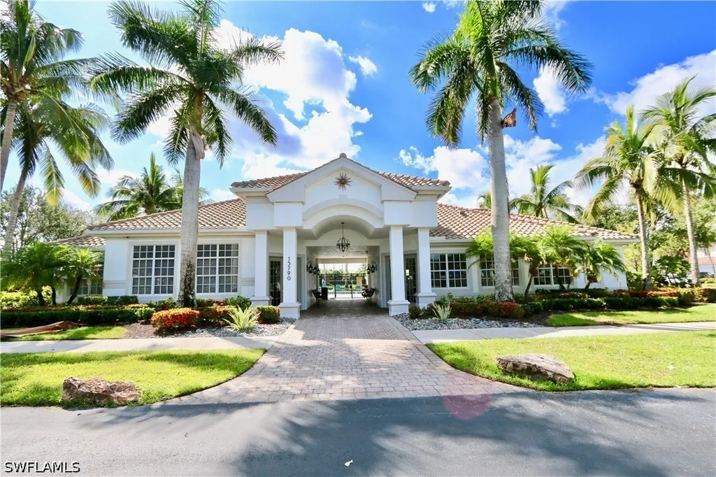 15578 Vallecas Lane Naples FL 34110