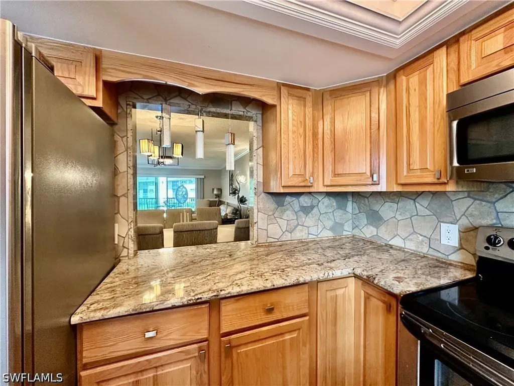 5467 Rattlesnake Hammock Road Naples FL 34113