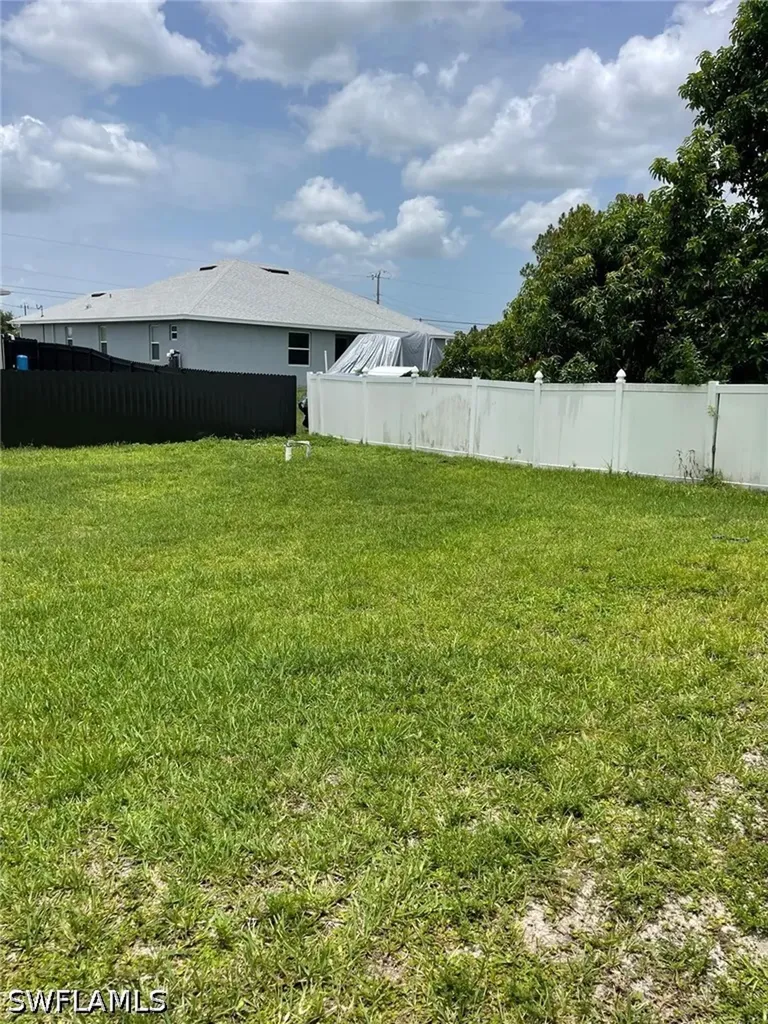 3002 28th Street SW Lehigh Acres FL 33976