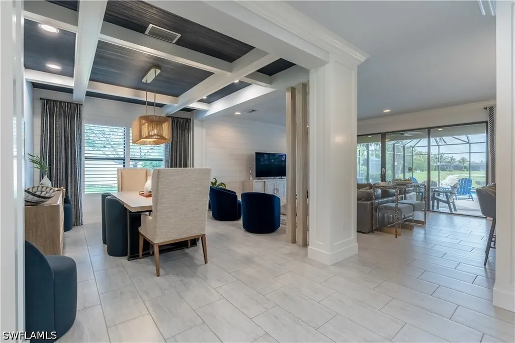 4347 Aurora Street Naples FL 34119
