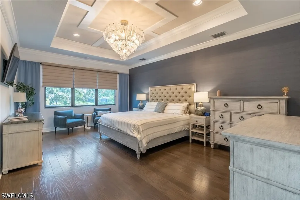 4347 Aurora Street Naples FL 34119