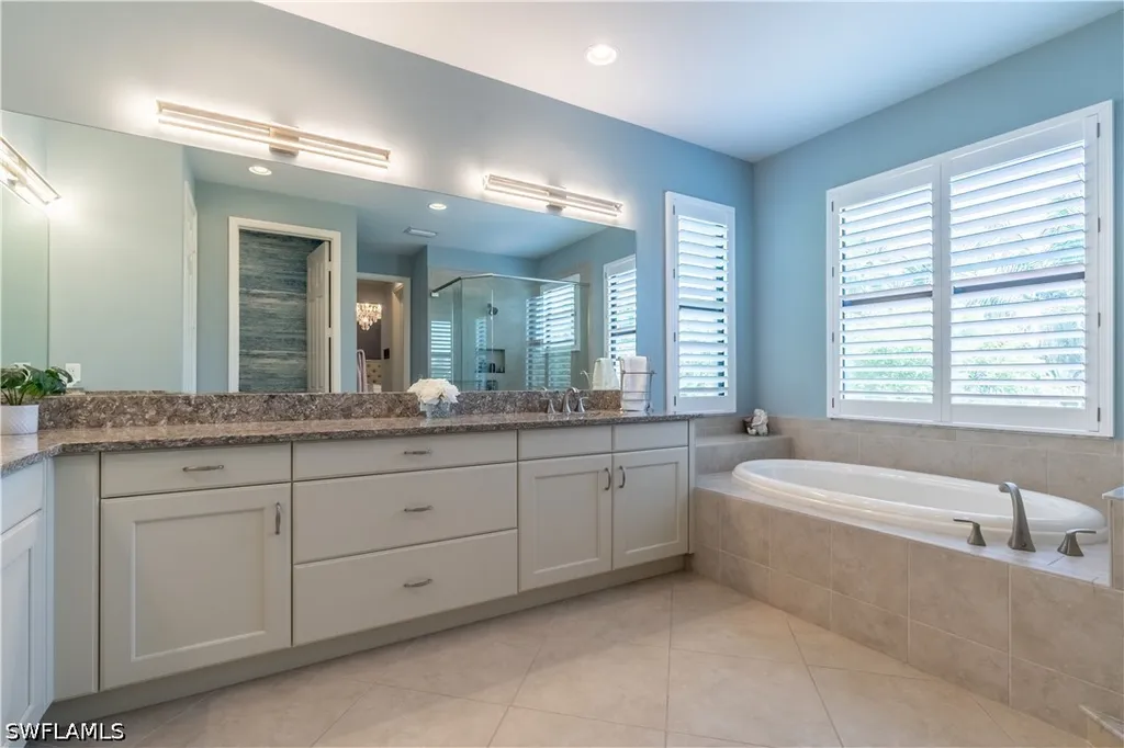 4347 Aurora Street Naples FL 34119