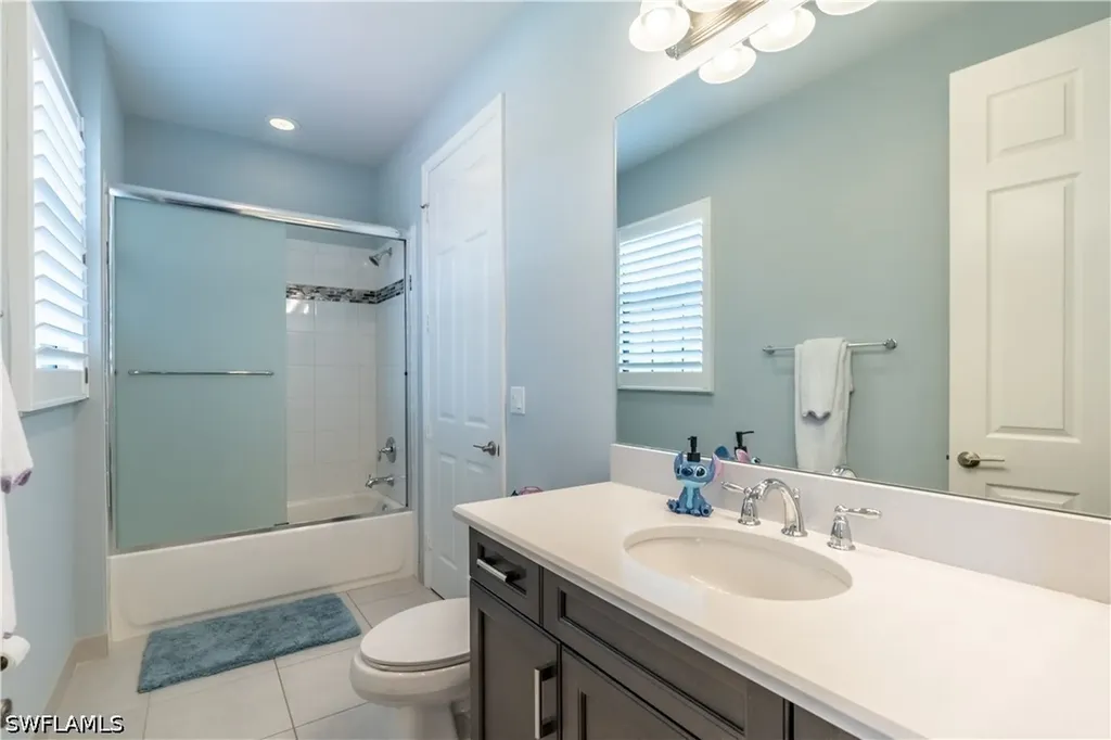 4347 Aurora Street Naples FL 34119