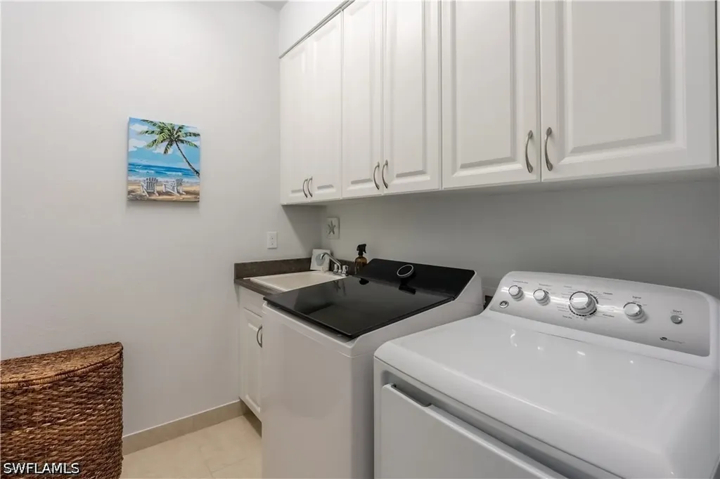4347 Aurora Street Naples FL 34119