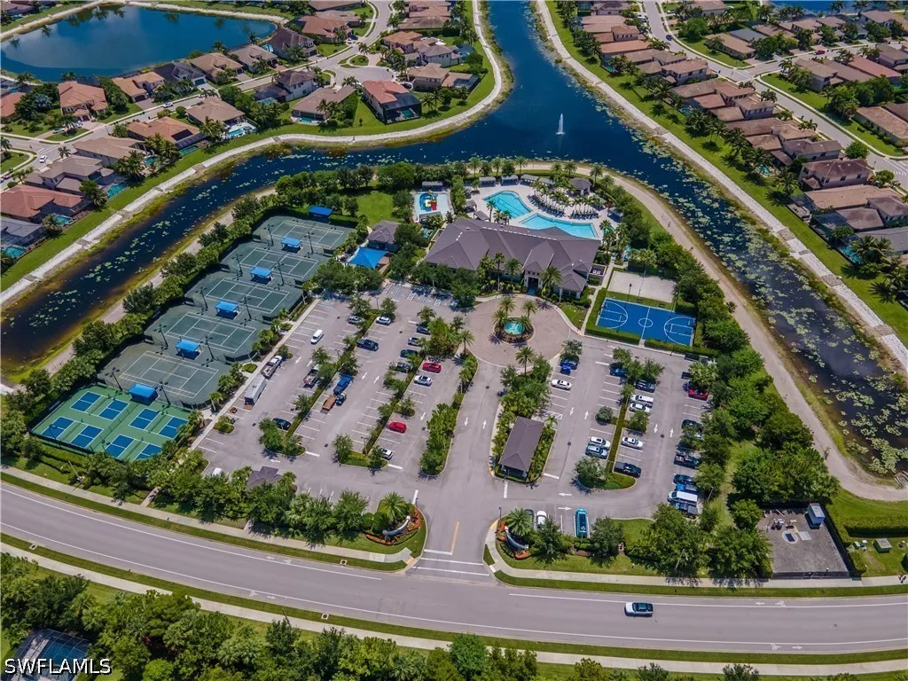 4347 Aurora Street Naples FL 34119