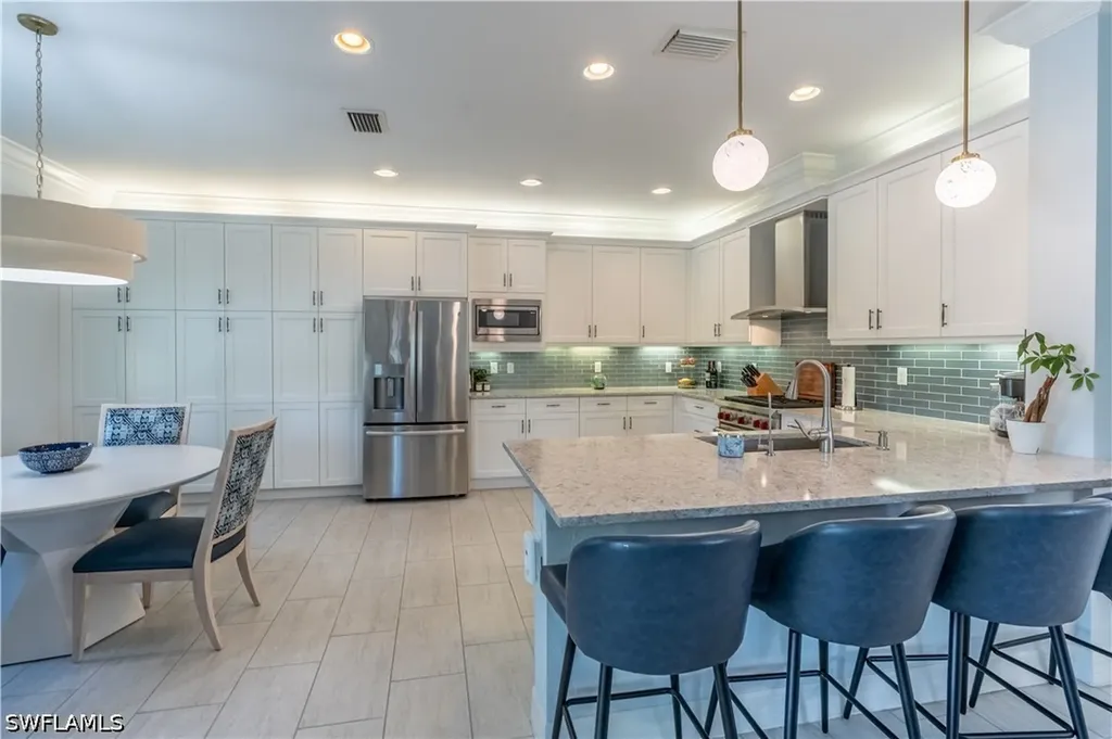 4347 Aurora Street Naples FL 34119