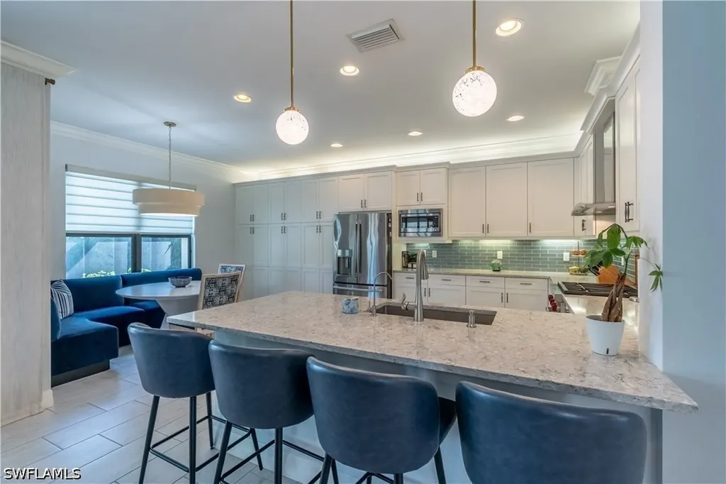 4347 Aurora Street Naples FL 34119