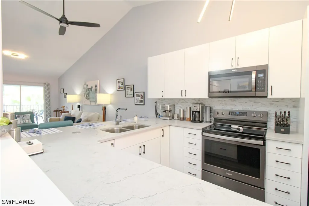 225 Robin Hood Circle Naples FL 34104