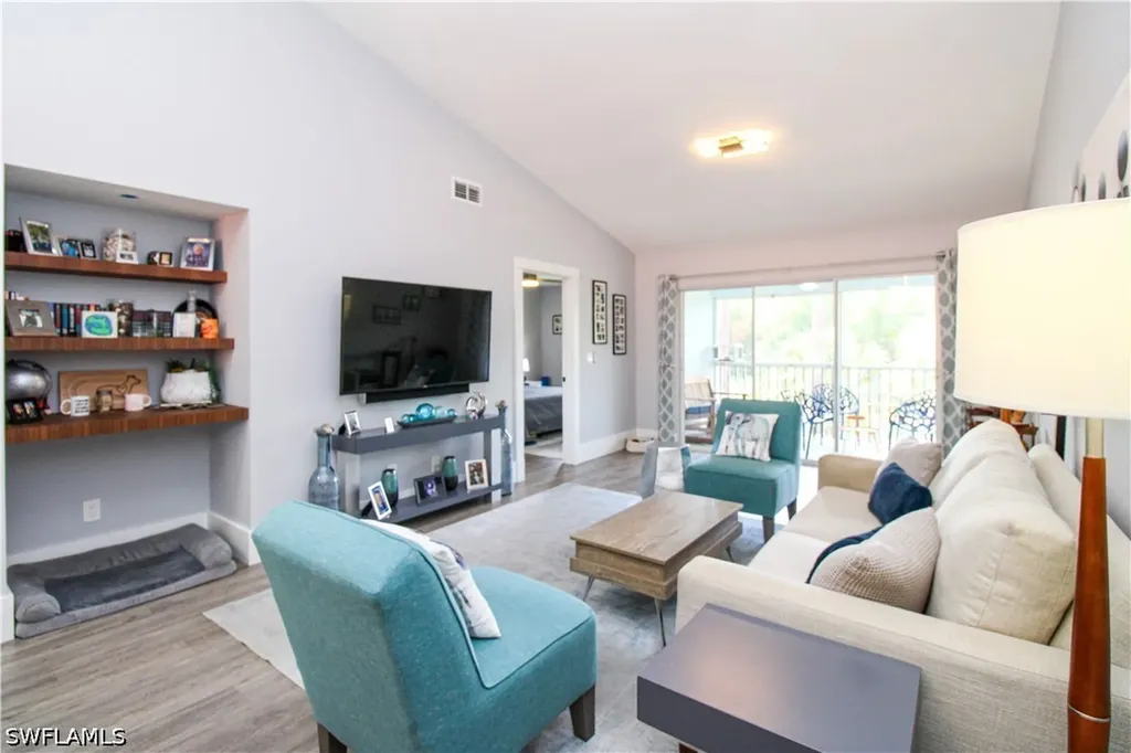225 Robin Hood Circle Naples FL 34104