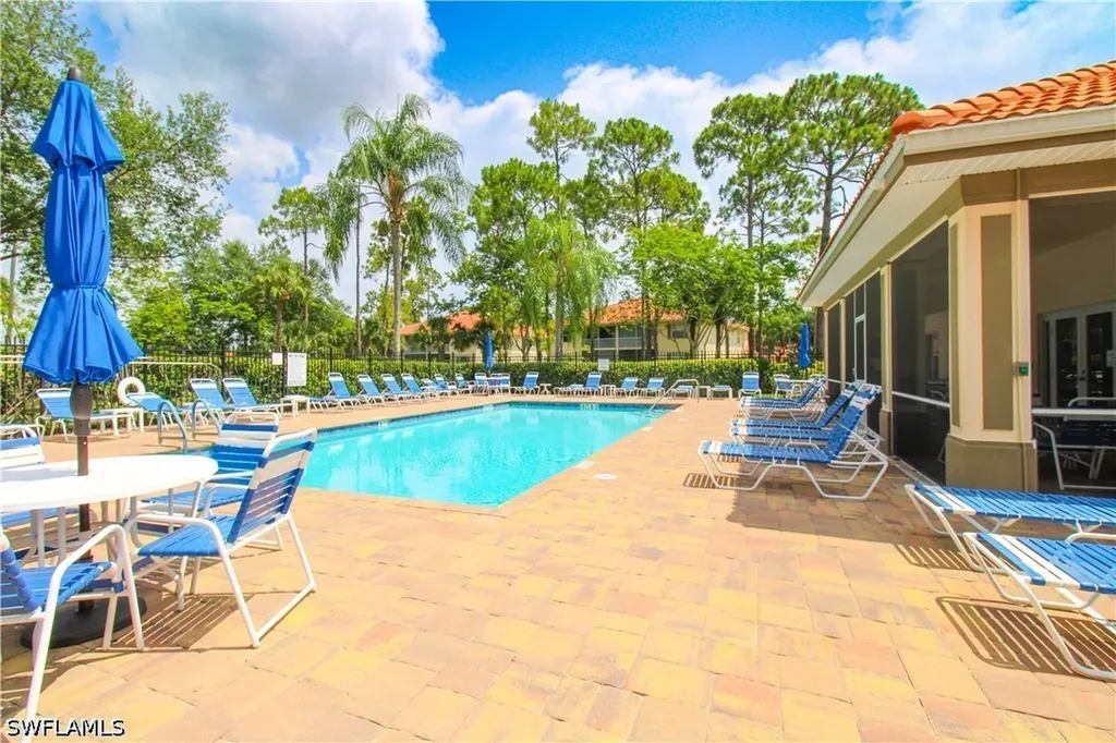 225 Robin Hood Circle Naples FL 34104