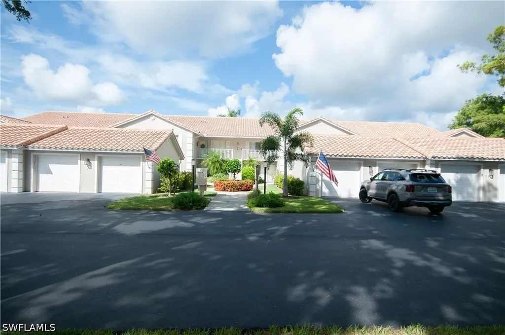 5916 Cranbrook Way Naples FL 34112